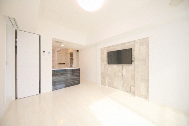 居室・リビング　壁掛けテレビは設置可能です