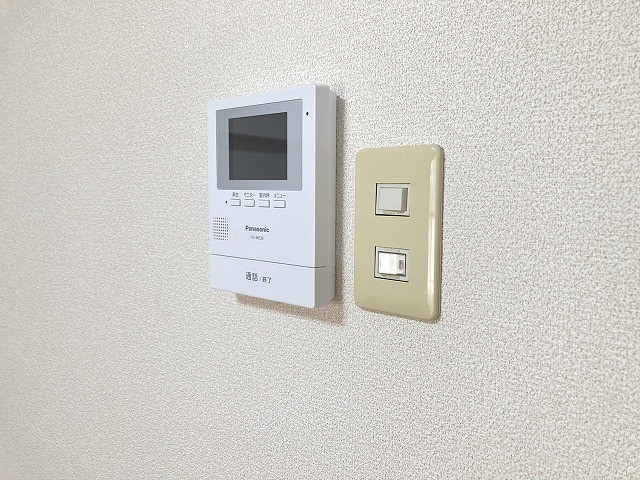 セキュリティ　モニターホンで安心