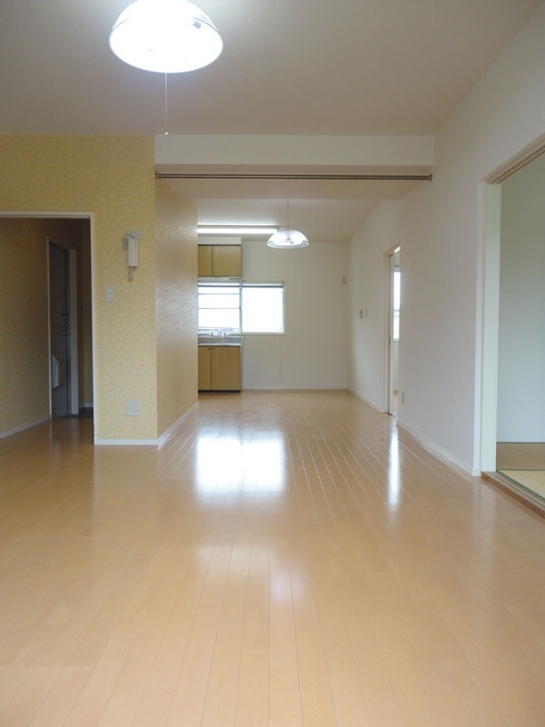 居室・リビング　居間です