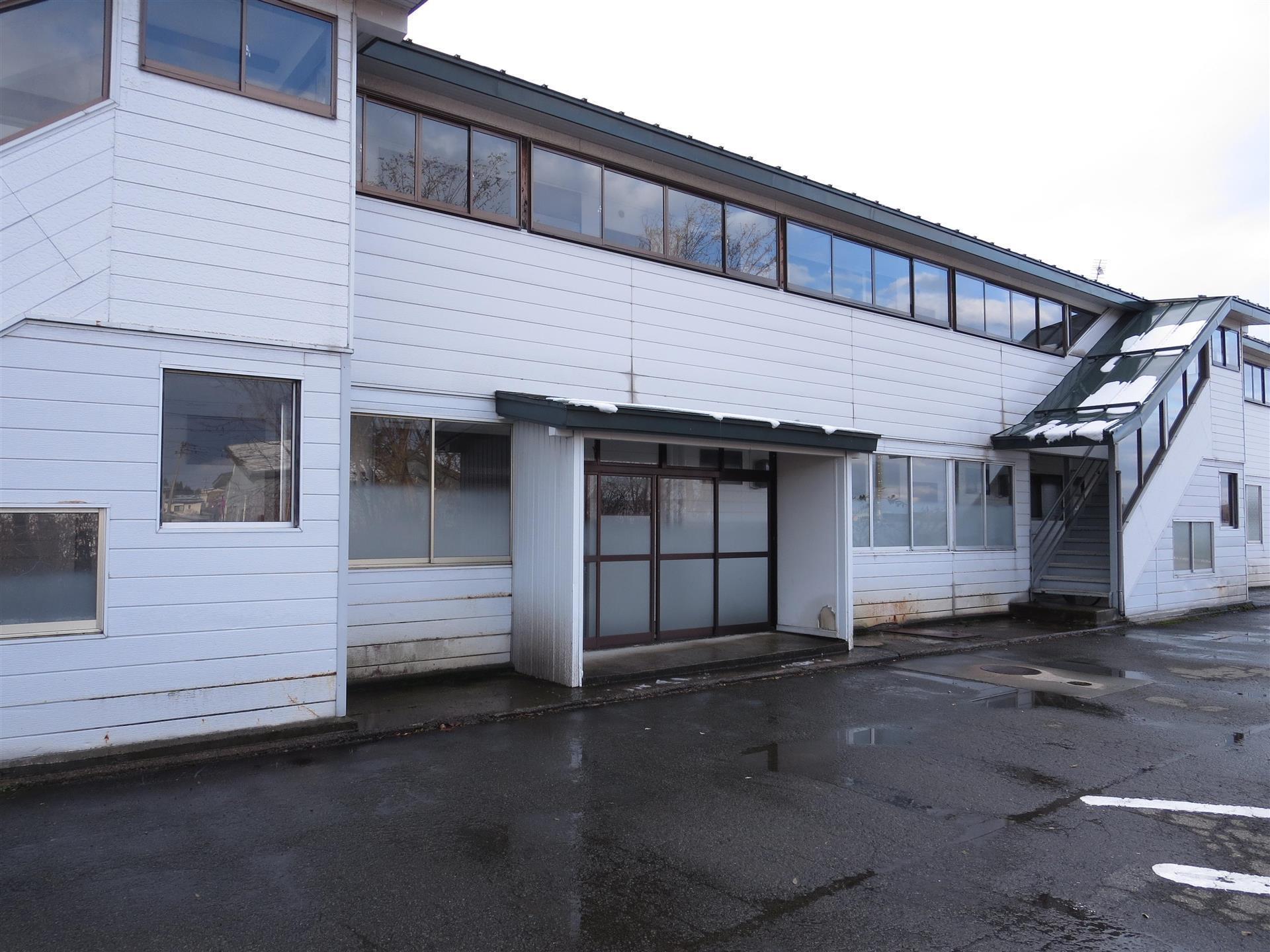 エントランス　建物入口