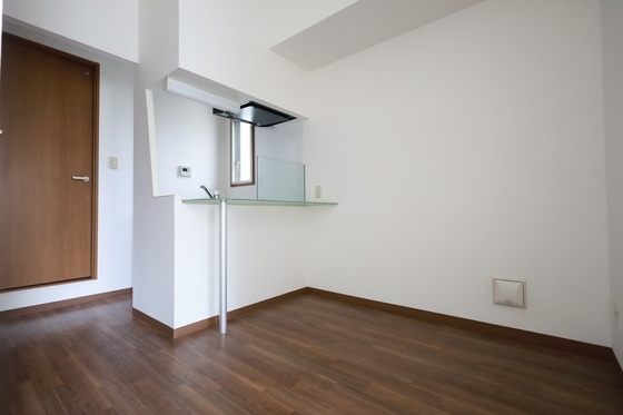 居室・リビング　※別部屋の写真です