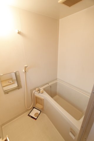 バス・シャワールーム　日々の暮らしに欠かせないお風呂です