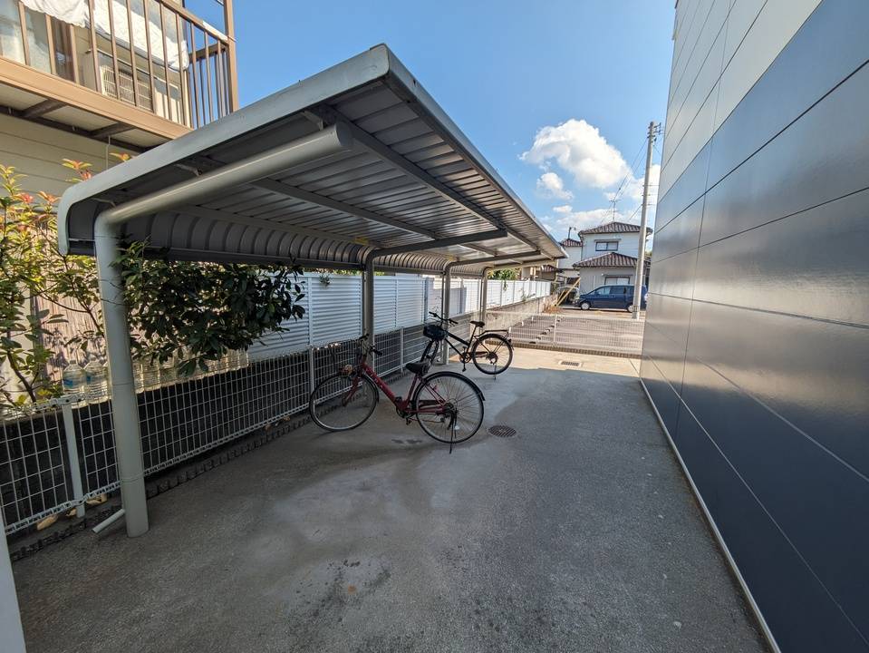 駐車場　駐輪場