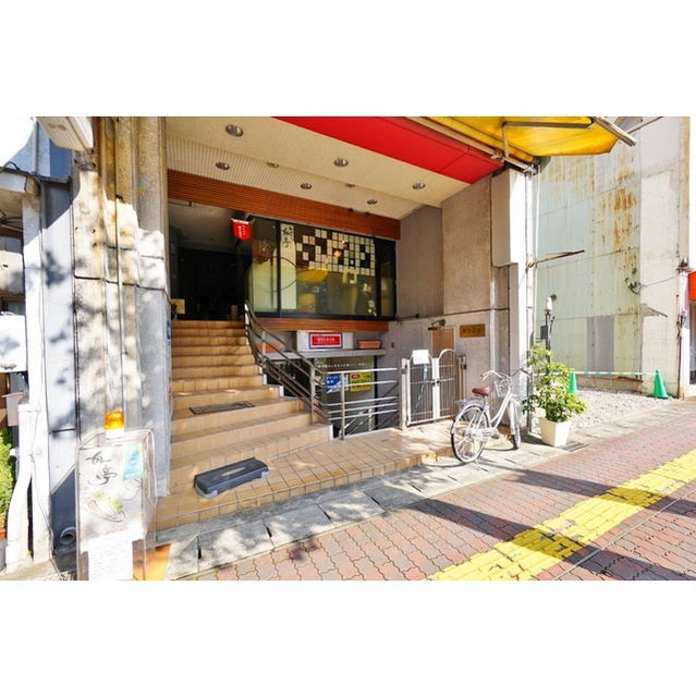 エントランス　お問い合わせは美濃善不動産駅前店へ！