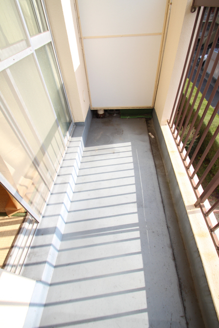 バルコニー　同間取の別室参考写真です。