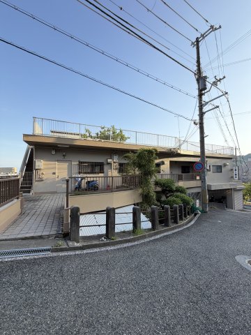 建物外観　落ち着いた雰囲気の外観です