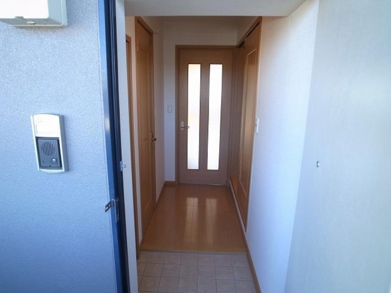 玄関　図面と現状に相違がある場合には現状を優先