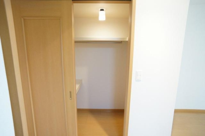 収納　図面と現状に相違がある場合には現状を優先