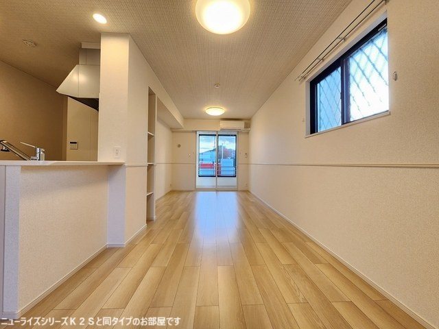 居室・リビング　同型物件