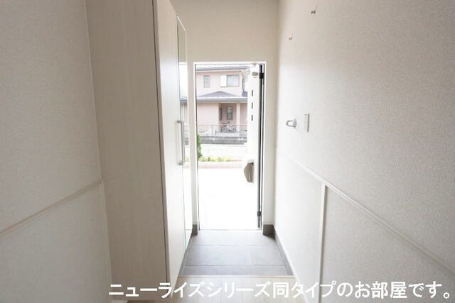 玄関　同型物件