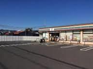 コンビニ　セブンイレブン斑鳩龍田（コンビニ）まで500m