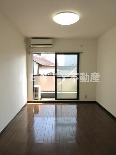 その他部屋・スペース　使い勝手のいい寝室です
