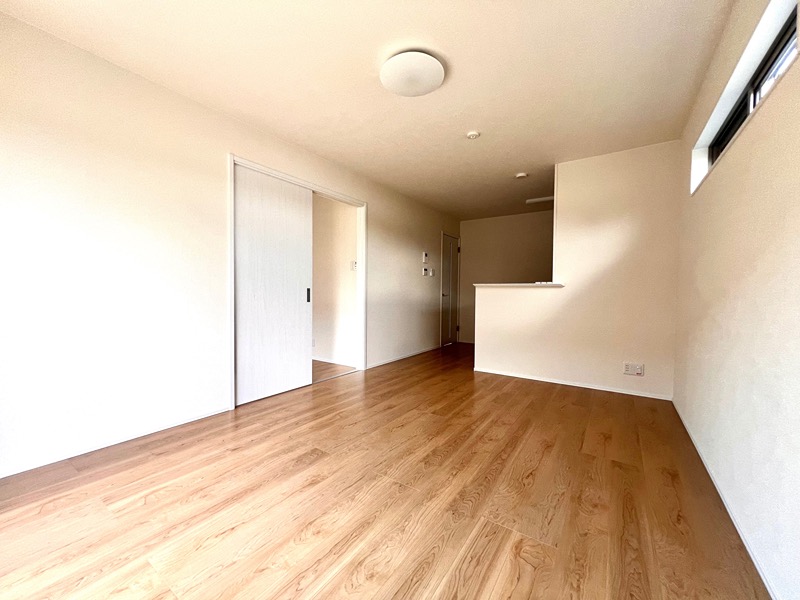 居室・リビング　（類似間取りイメージ）