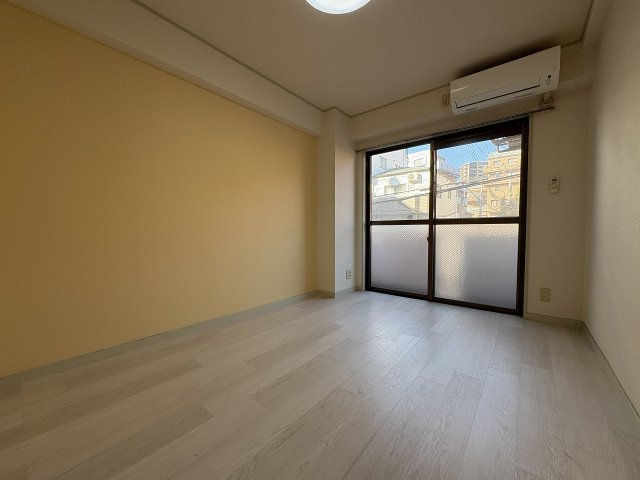 居室・リビング　ゆったりとした居間です