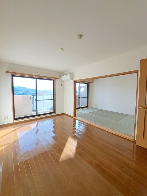 居室・リビング　リビング