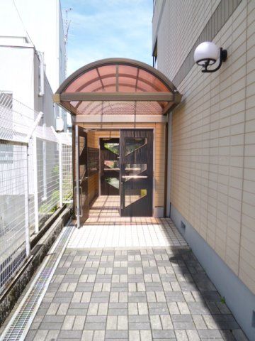 阪急箕面線 桜井駅 徒歩7分 3階建 築34年の外観写真