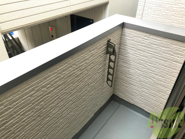 バルコニー　バルコニーは洗濯物が干せる広さで問題なくお使い頂けます。