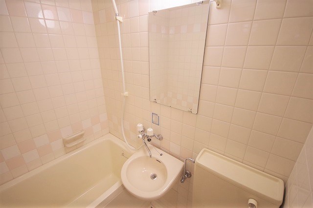 洗面設備　※208号室の写真となります。