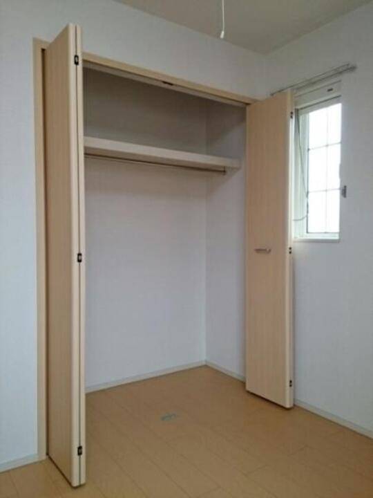 収納　クローゼット