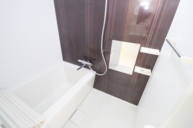 バス・シャワールーム　バスルーム