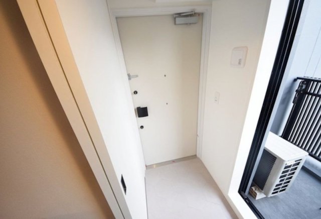 玄関　モデルルーム