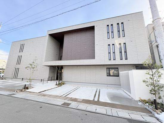 建物外観　積水ハウスです