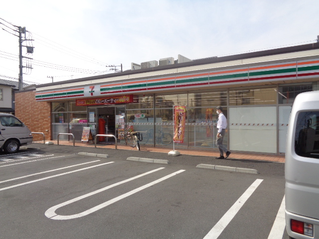 コンビニ　セブンイレブン茅ヶ崎浜竹2丁目店（コンビニ）まで720m