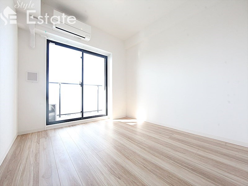 居室・リビング　内装