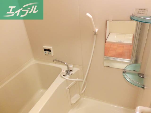 バス・シャワールーム　バス