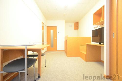 居室・リビング　実際のお部屋と異なる場合が御座います。