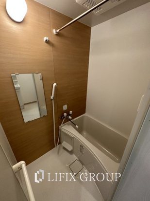 バス・シャワールーム　風呂