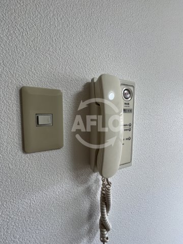 セキュリティ　ラファイン江坂　インターホン