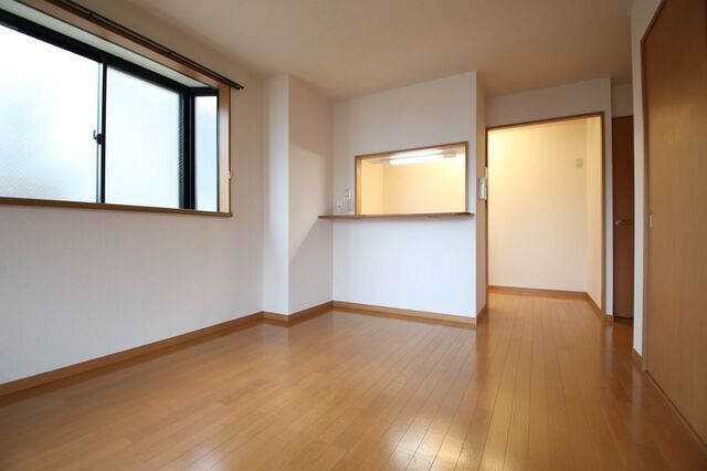 居室・リビング　※別室の参考写真の為、現況優先です。