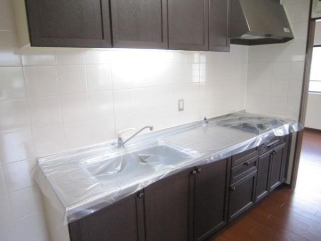 キッチン　☆3口システムキッチングリル付き☆