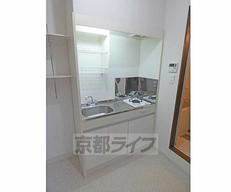 キッチン　キッチンです。