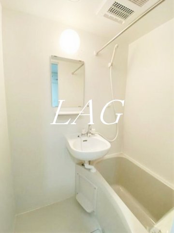 バス・シャワールーム　お風呂です。