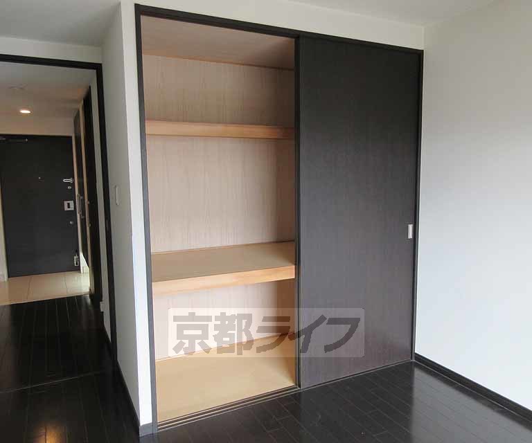 収納　奥行きのある収納です。