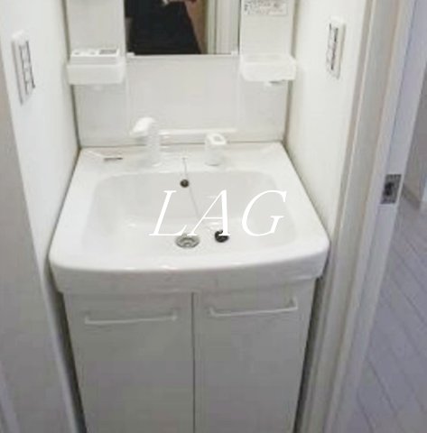 洗面設備　独立洗面台です。