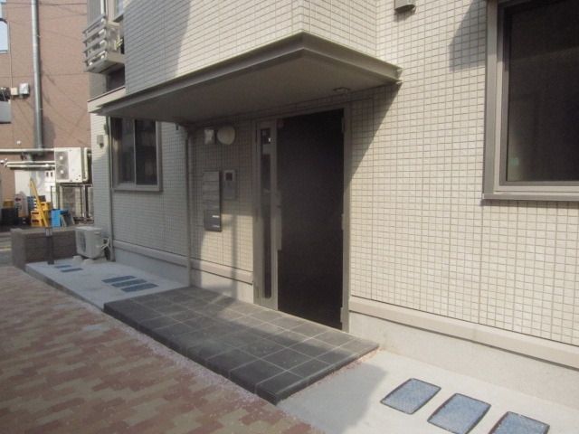 エントランス　★入口です★