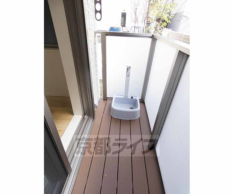 バルコニー　日当たり良好。