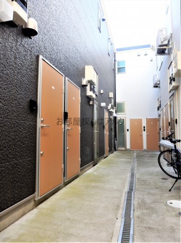 玄関　サークルハウス東池袋