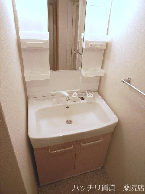 洗面設備　別室参考写真の為、現状優先