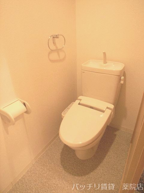 トイレ　別室参考写真の為、現状優先