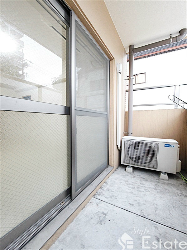 バルコニー　バルコニー