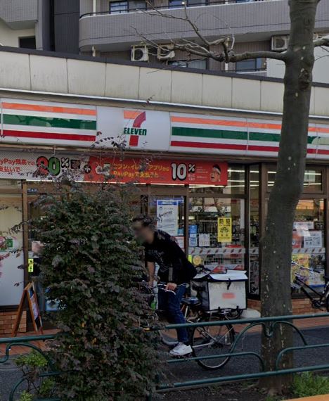 コンビニ　セブンイレブン 西早稲田1丁目店（コンビニ）まで207m
