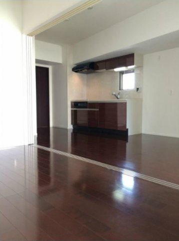 居室・リビング　☆明るい居室☆