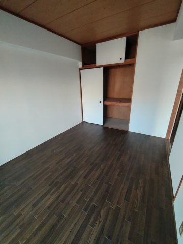 居室・リビング　6帖洋室　2025年12月に和室を洋室にリフォームしています