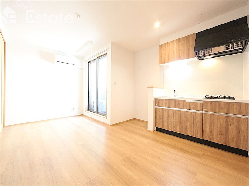 居室・リビング　同仕様写真