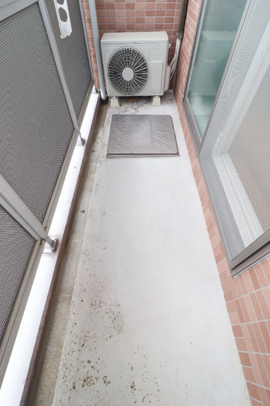 バルコニー　図面と現状に相違がある場合には現状を優先