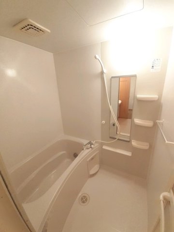 バス・シャワールーム　お風呂です